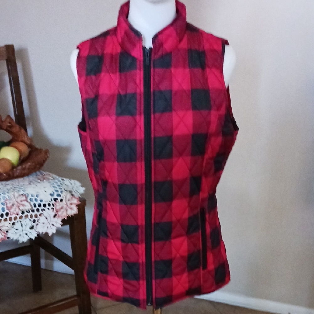 Relativity Red and Black Checkered Women's Vest